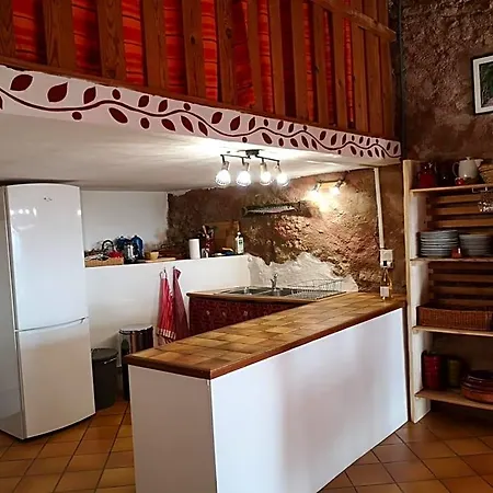 D'hotes Avec Vue Panoramique - Saint Roch Panzió 3*