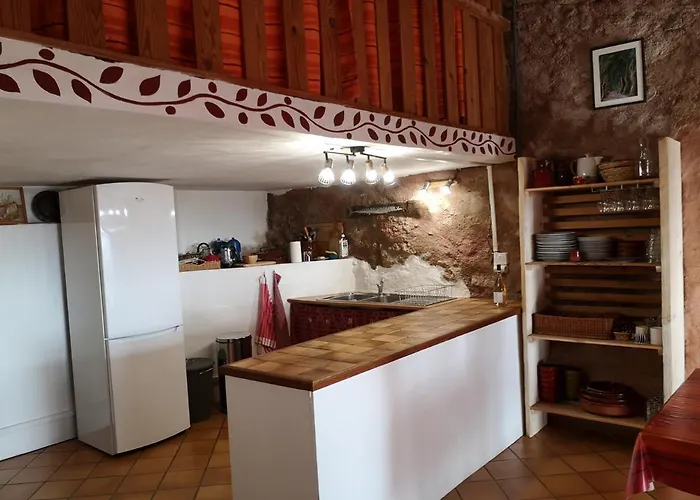 D'hotes Avec Vue Panoramique - Saint Roch Bed & Breakfast 3*