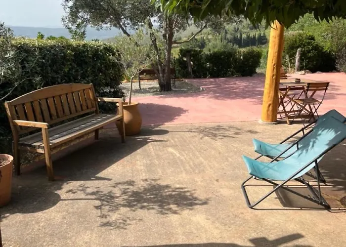 D'hotes Avec Vue Panoramique - Saint Roch Bed & Breakfast 3*