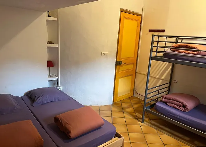 D'hotes Avec Vue Panoramique - Saint Roch Bed & Breakfast 3*